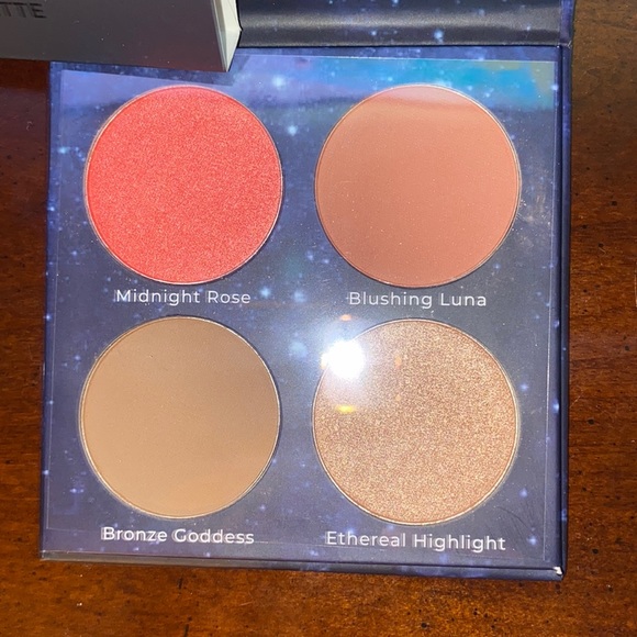 NIB LASplash cosmetics moonlight glow 4shades face palette - Picture 2 of 4